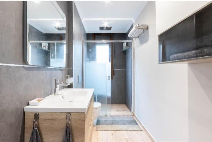 A Tan Solo 800 Metros De San Mames Appartement Bilbao Buitenkant foto
