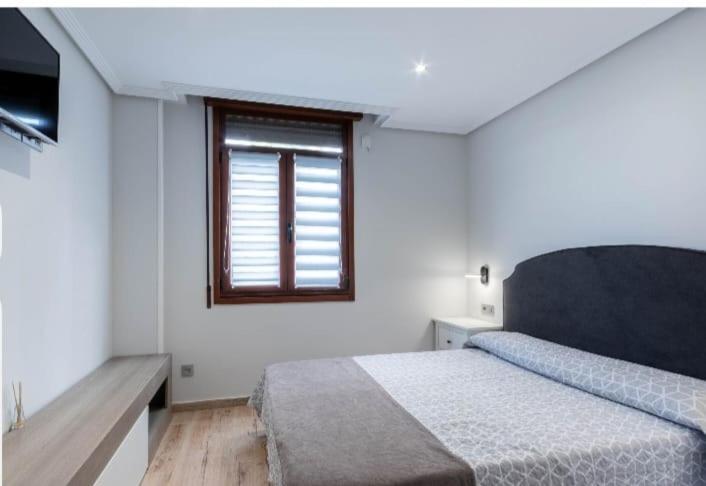 A Tan Solo 800 Metros De San Mames Appartement Bilbao Buitenkant foto